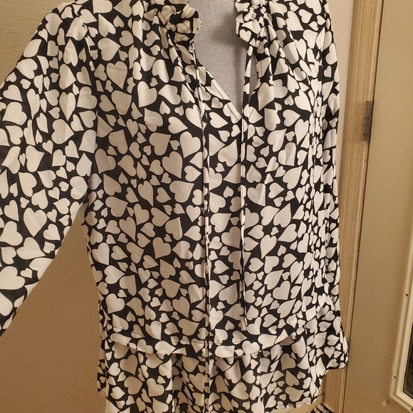 Blouse - Picture 2 of 3